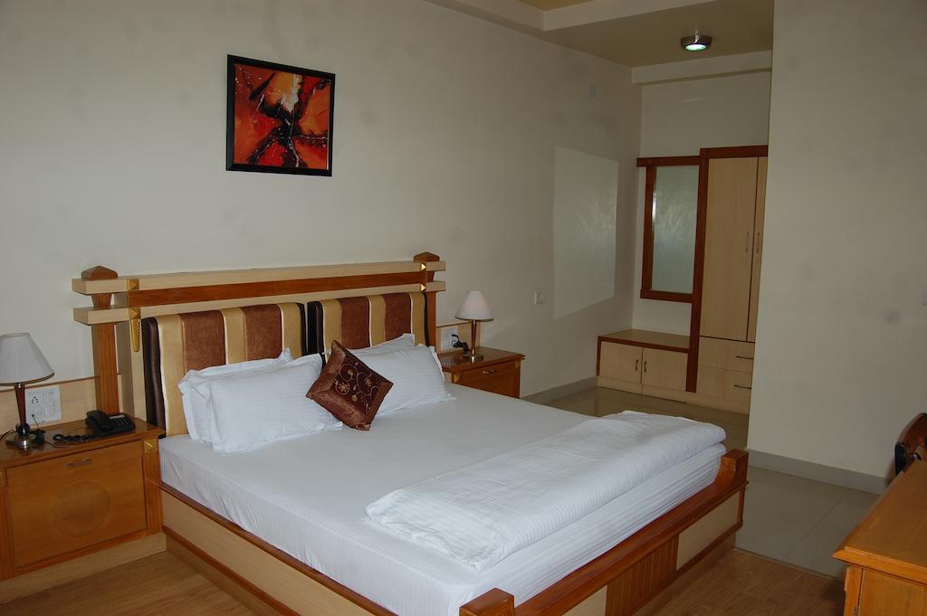 Hotel Metro Palace Bikaner Quarto foto